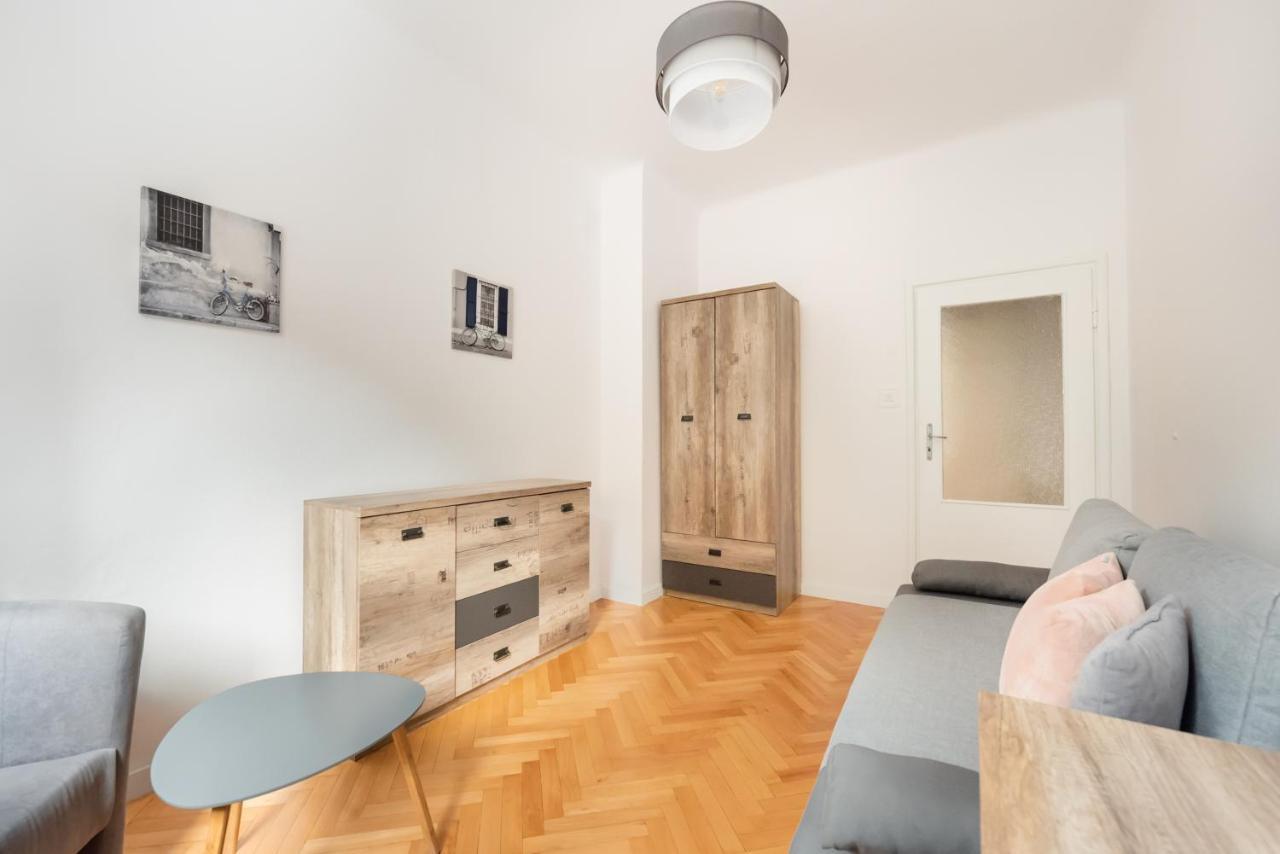 Plac Zbawiciela 3-Bedroom Apartment Warszawa Eksteriør bilde